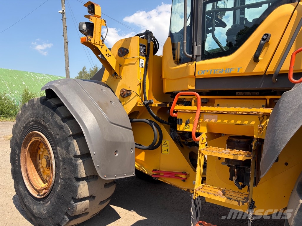 Volvo L110H 19 Wheel loaders