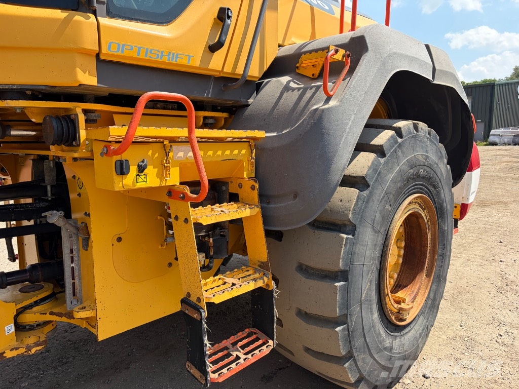 Volvo L110H 19 Wheel loaders