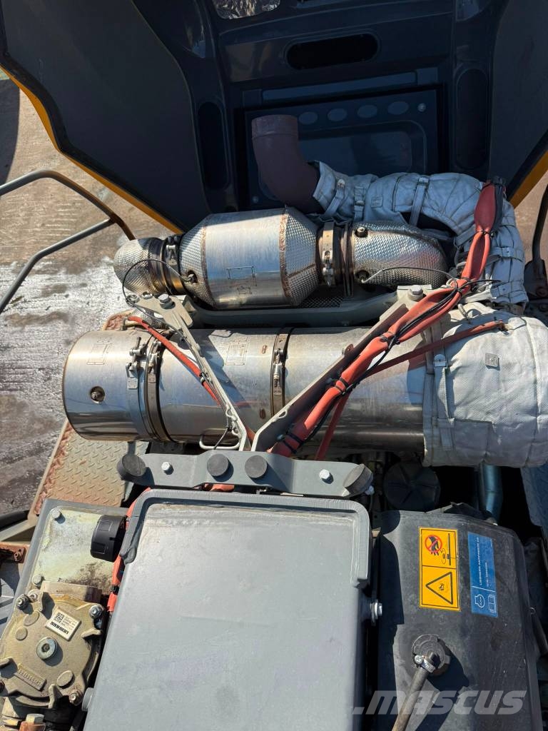 Liebherr L 566 Xpower // BJ. 2021 / 2988/WAAGE/ZSA/Joystick Iekrāvēji uz riteņiem