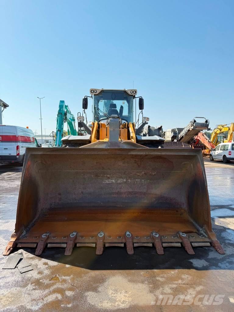 Liebherr L 566 Xpower // BJ. 2021 / 2988/WAAGE/ZSA/Joystick Iekrāvēji uz riteņiem