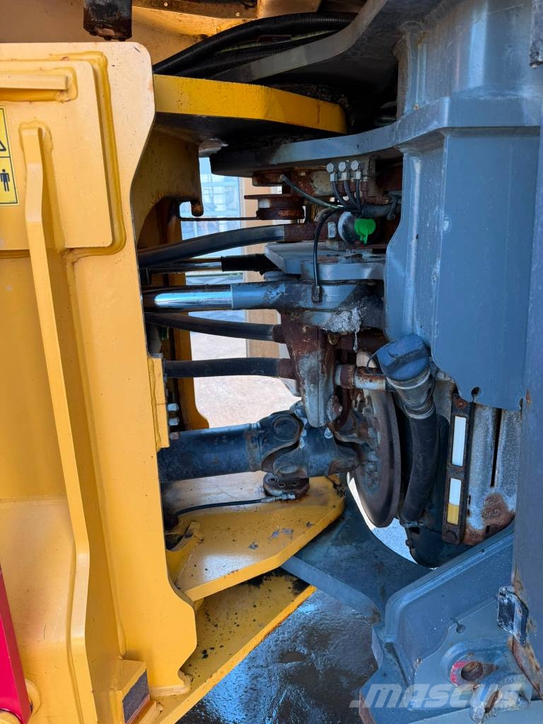 Liebherr L 566 Xpower // BJ. 2021 / 2988/WAAGE/ZSA/Joystick Iekrāvēji uz riteņiem