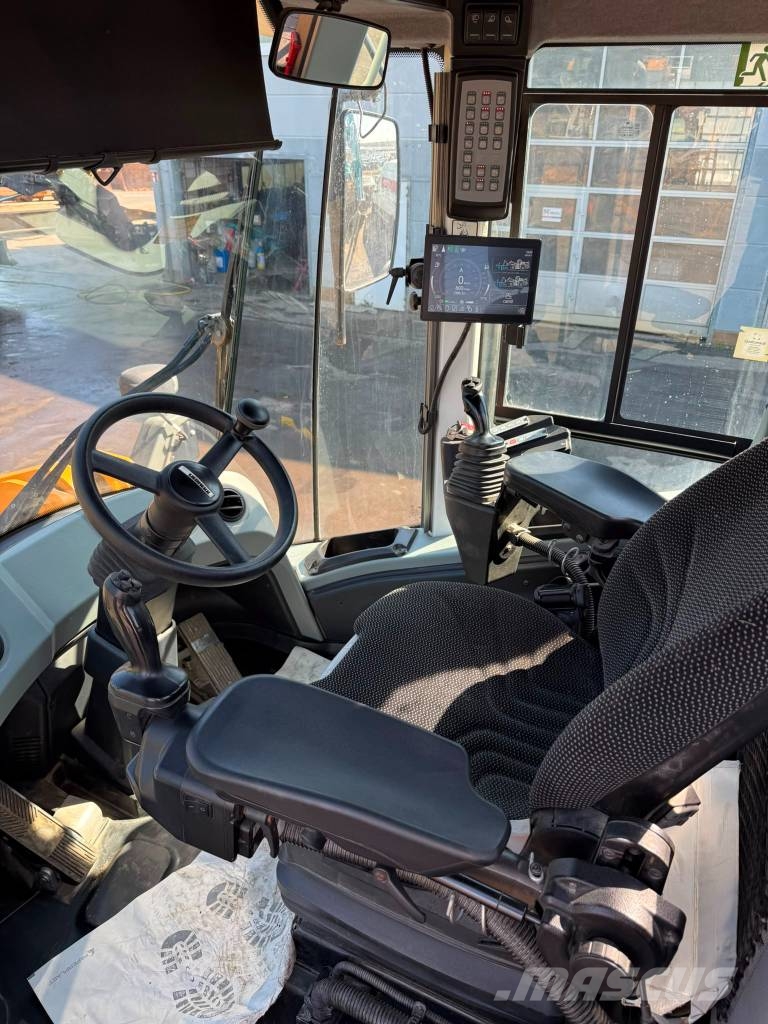 Liebherr L 566 Xpower // BJ. 2021 / 2988/WAAGE/ZSA/Joystick Iekrāvēji uz riteņiem