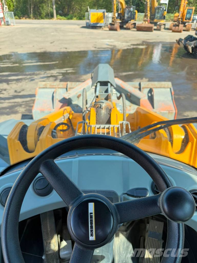 Liebherr L 566 Xpower // BJ. 2021 / 2988/WAAGE/ZSA/Joystick Iekrāvēji uz riteņiem