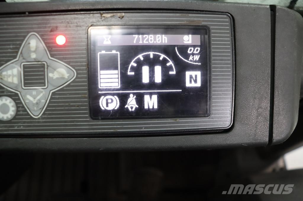 UniCarriers AS2N1L15Q شاحنات ذات رافعات شوكية تعمل بالكهرباء