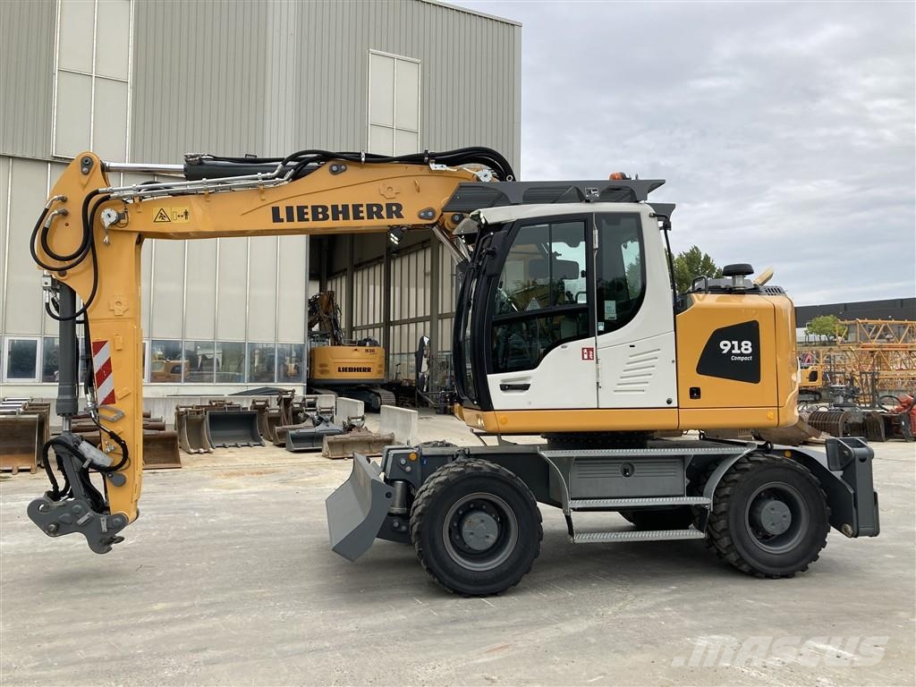 Liebherr A 918 Compact Litronic Pelle sur pneus