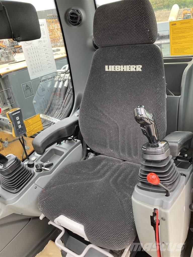 Liebherr A 918 Compact Litronic Pelle sur pneus