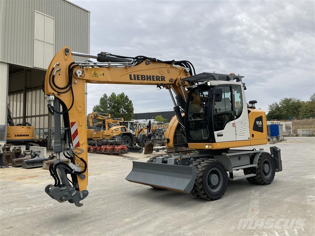 Liebherr A 918 Compact Litronic Pelle sur pneus