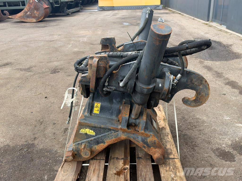 Verachtert Tiltable quickcoupler CWT 40 H4N Schnellwechsler