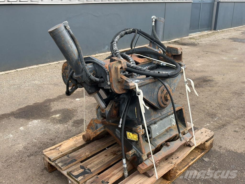 Verachtert Tiltable quickcoupler CWT 40 H4N Schnellwechsler