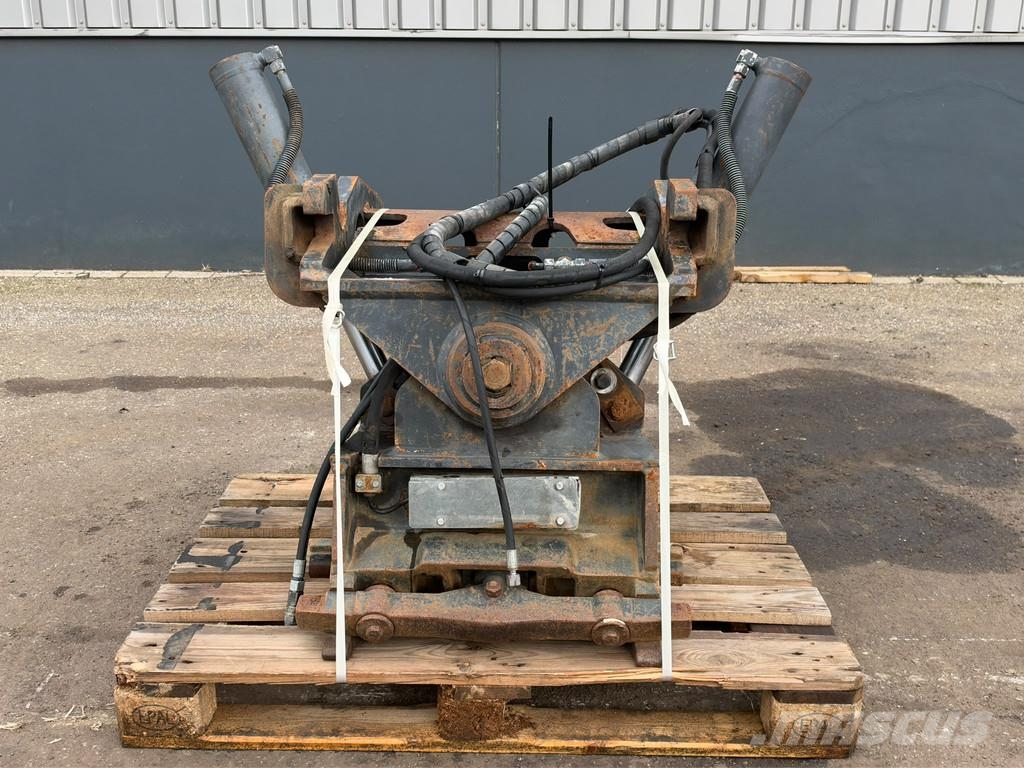 Verachtert Tiltable quickcoupler CWT 40 H4N Schnellwechsler