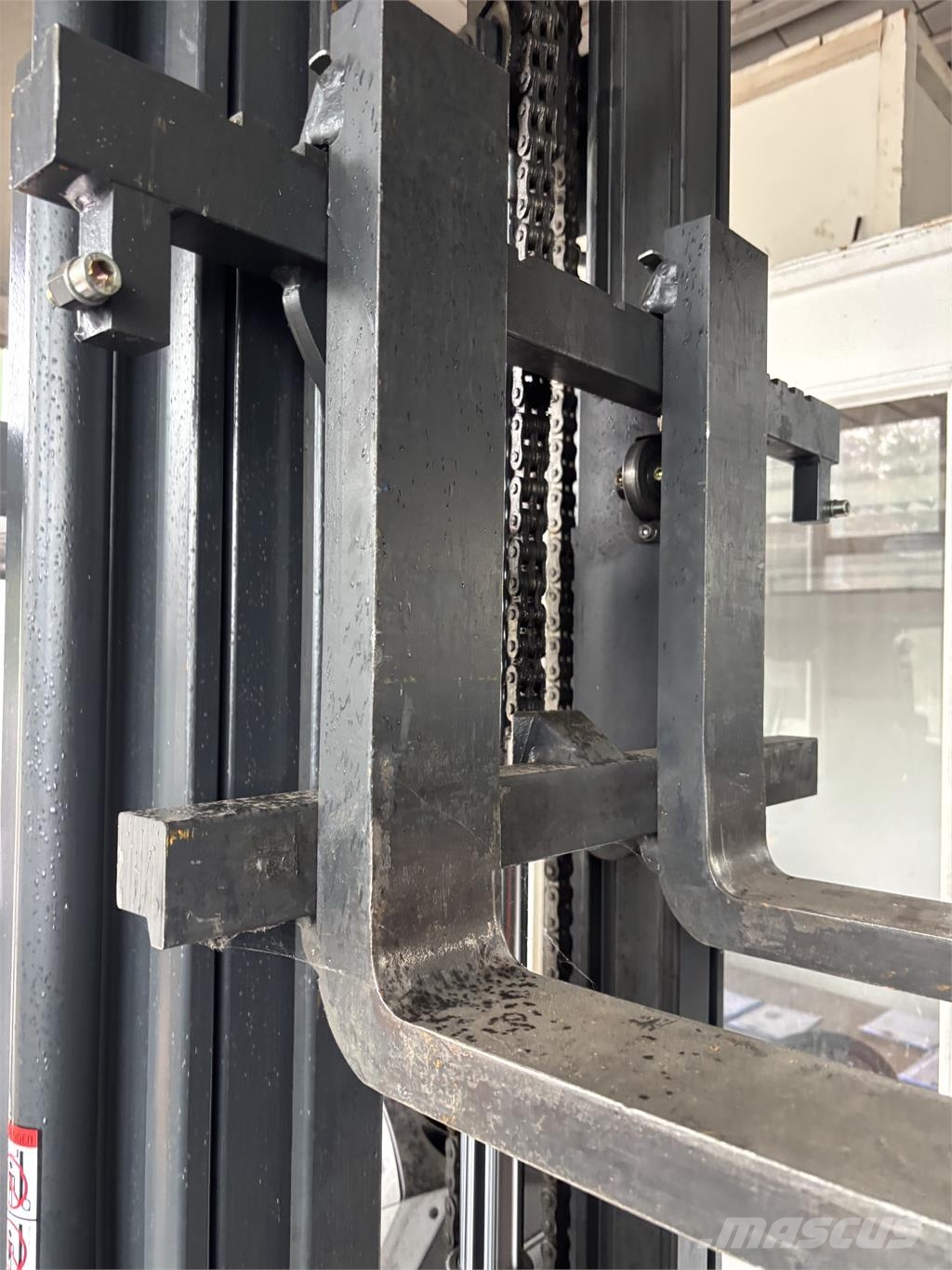 Still FM-X10 Reach truck