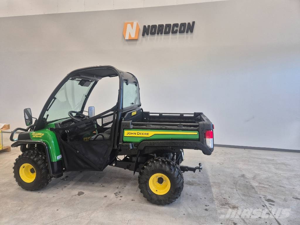 John Deere HPX 815 E Gator Traktori