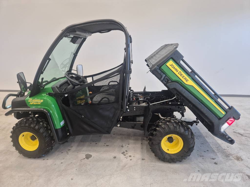 John Deere HPX 815 E Gator Traktori