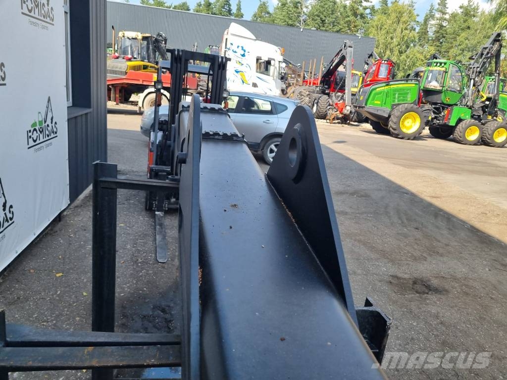 John Deere CF7 main boom F619880 F643913 Krāni