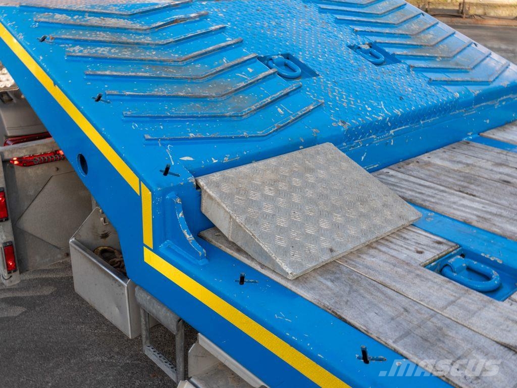 Dezeure SRD47 3-assige dieplader Automobili