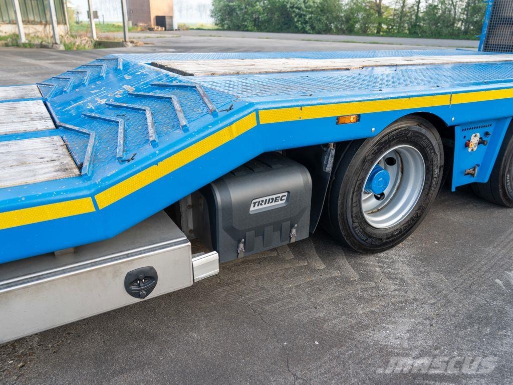 Dezeure SRD47 3-assige dieplader Automobili