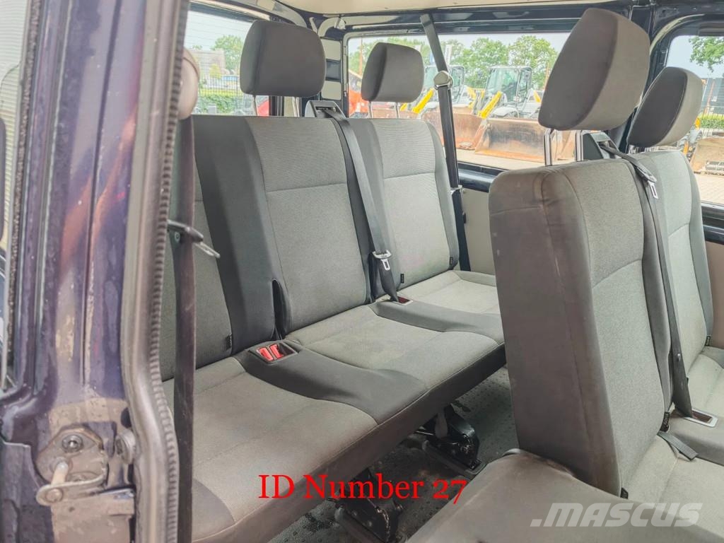 Volkswagen Transporter 2.0 TDI 9 Persons! Kistehergépjárművek