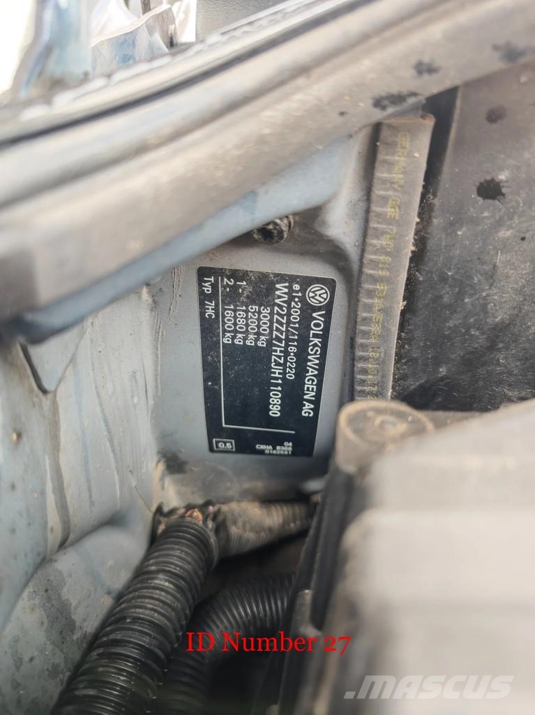 Volkswagen Transporter 2.0 TDI 9 Persons! Kistehergépjárművek
