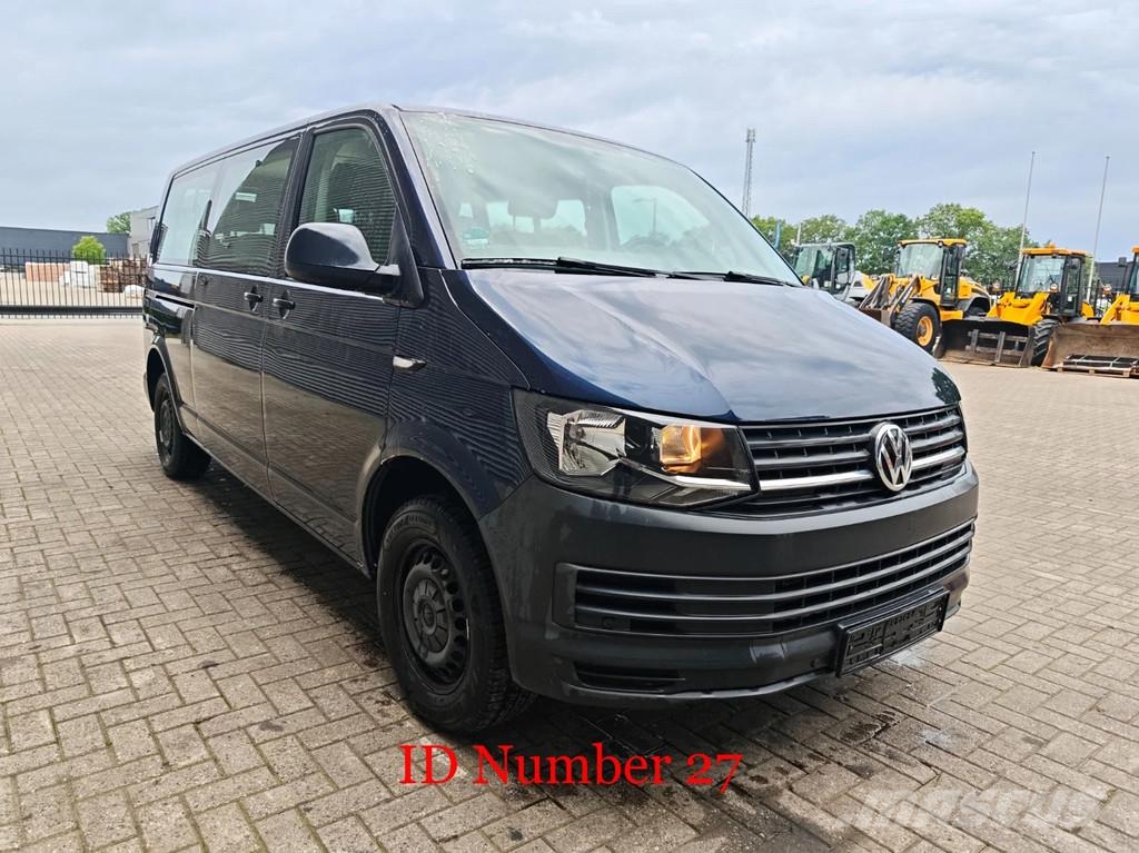 Volkswagen Transporter 2.0 TDI 9 Persons! Kistehergépjárművek