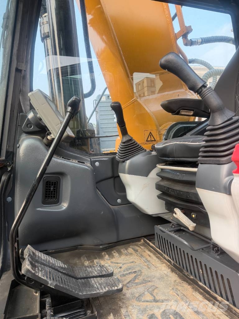 Sany 365H 3000 units excavators in stock Escavadoras de rastos