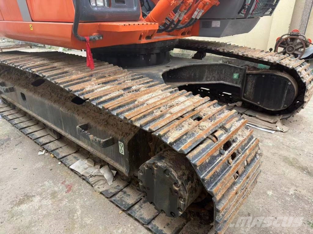 Hitachi ZX 210 履帶式 挖土機/掘鑿機/挖掘機