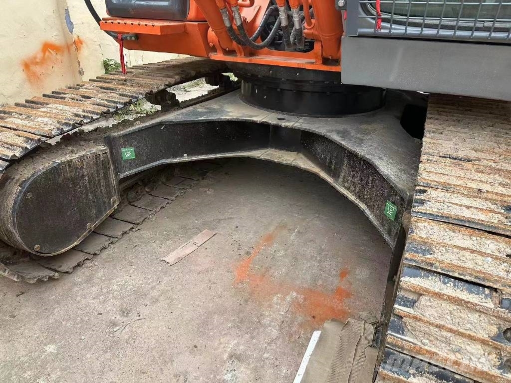 Hitachi ZX 210 履帶式 挖土機/掘鑿機/挖掘機