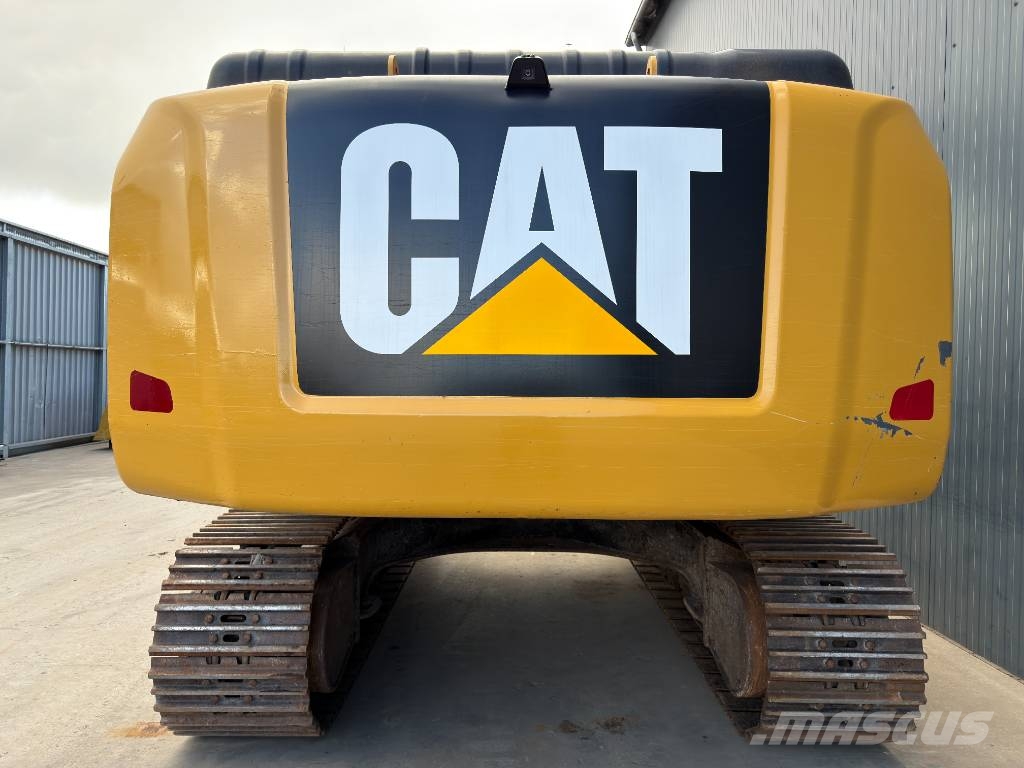 CAT 330F LN Vikšriniai ekskavatoriai