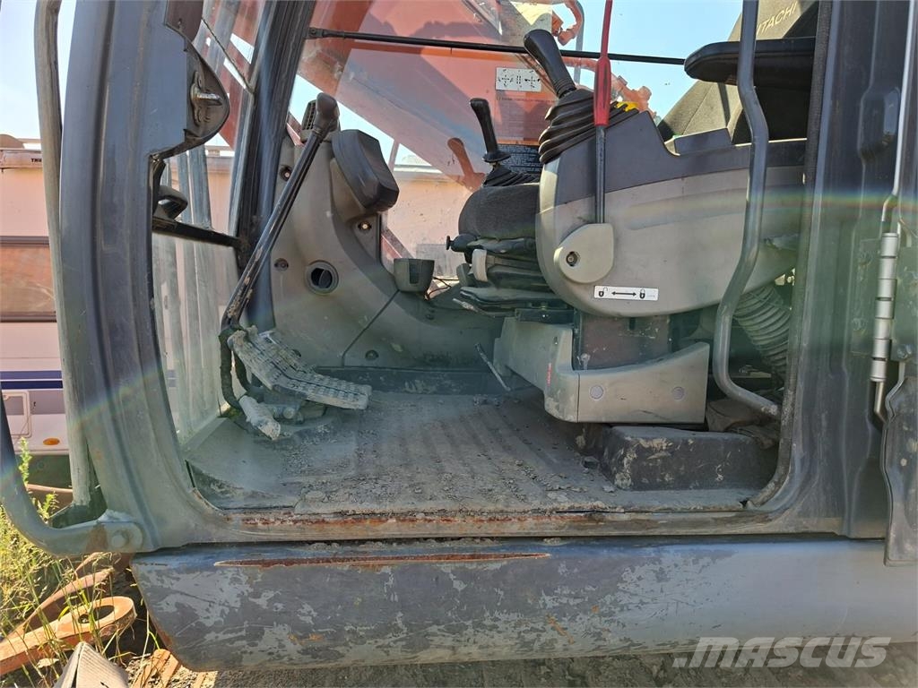 Hitachi ZX 200 Muut autot