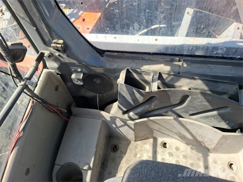 Hitachi ZX 200 Muut autot