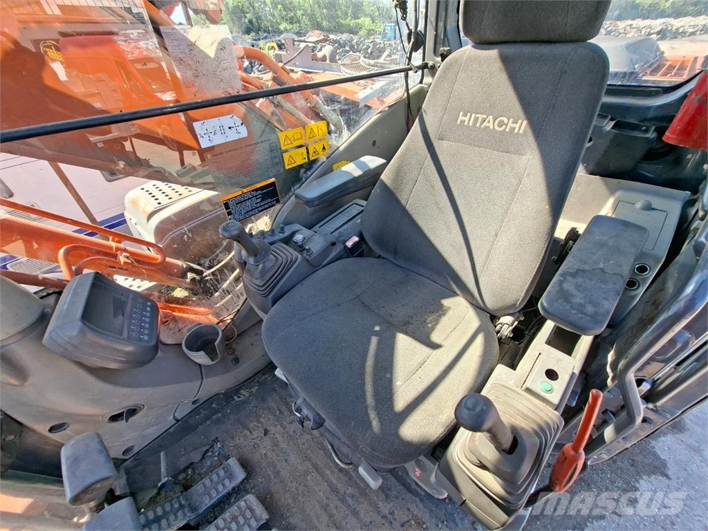 Hitachi ZX 200 Muut autot