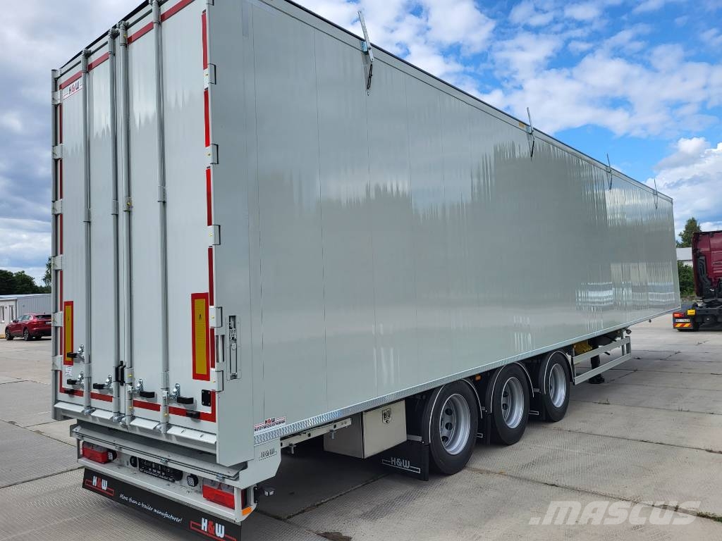 H&W HWSSK45 Puspriekabės su grindimis