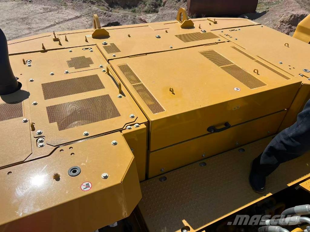 CAT 374 Koparki gąsienicowe