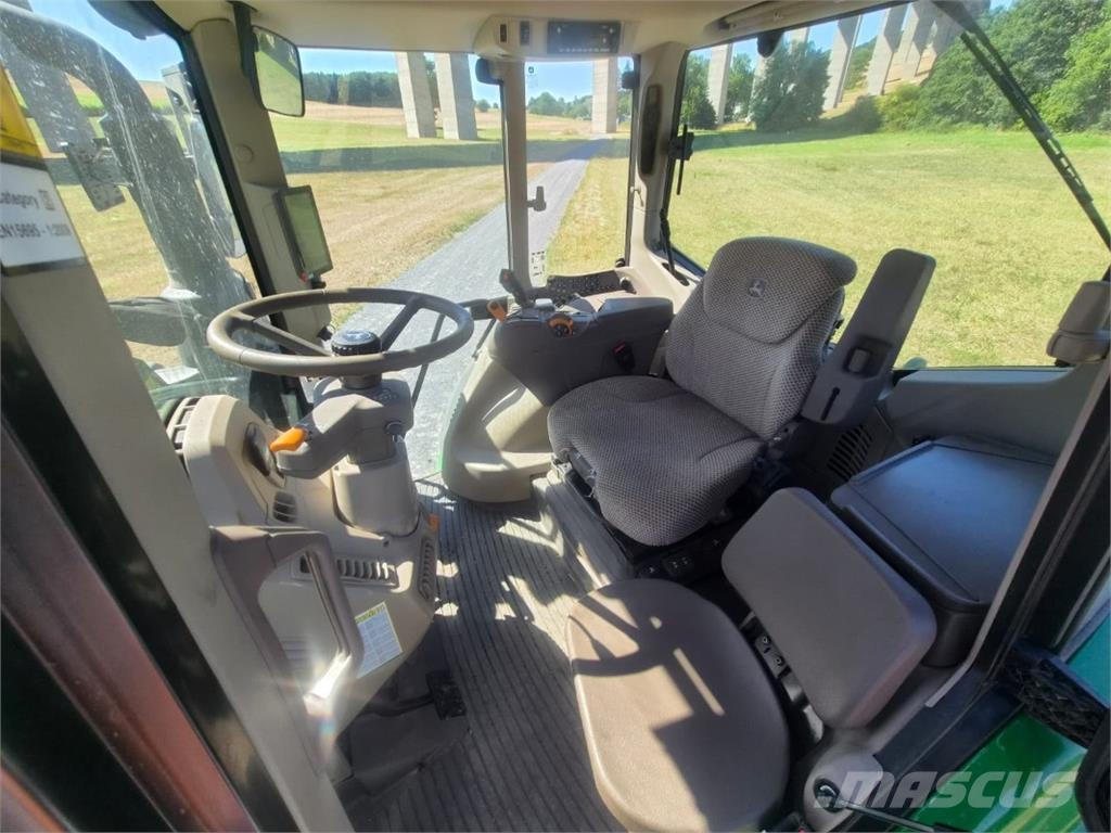John Deere 6M125 Traktory