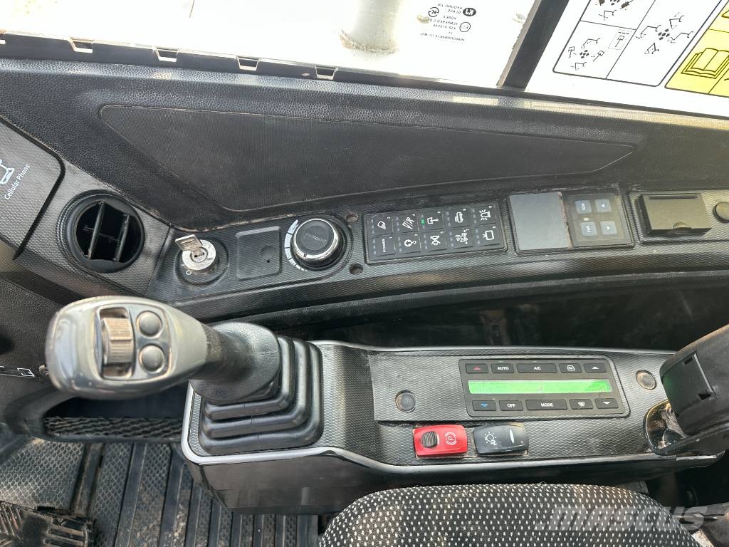 Bobcat E 57 W Mobilbagger / AC / 41.000 EUR Колісні екскаватори