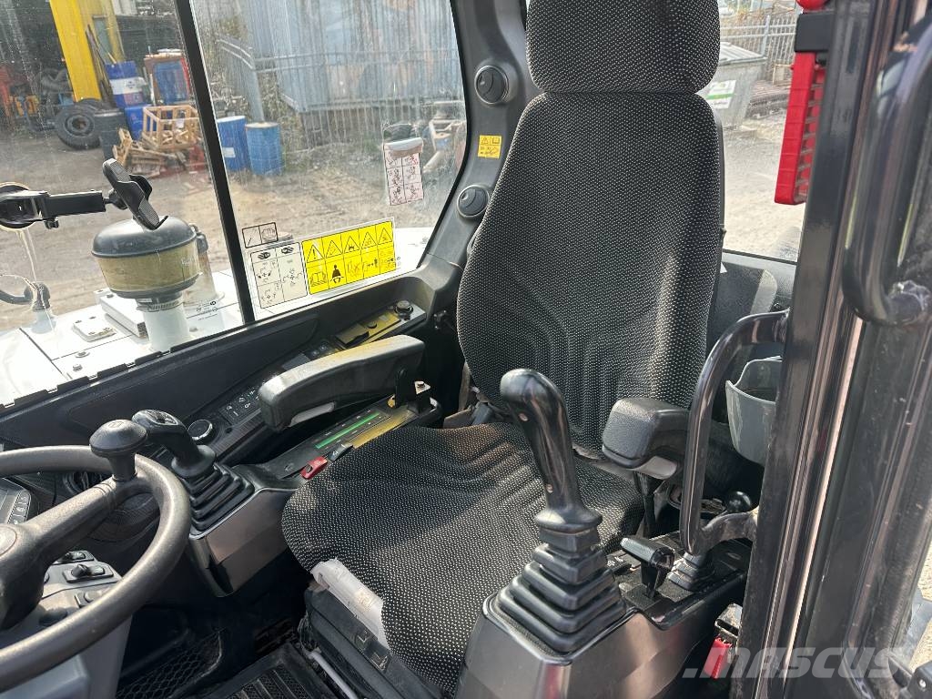 Bobcat E 57 W Mobilbagger / AC / 41.000 EUR Колісні екскаватори
