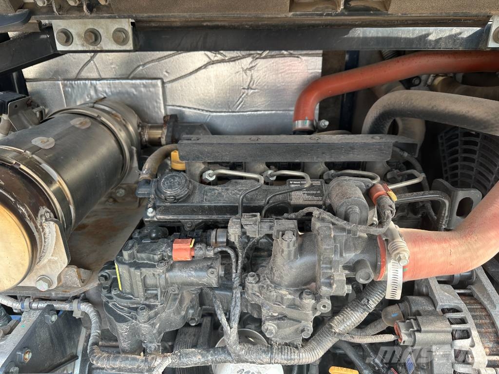 Bobcat E 57 W Mobilbagger / AC / 41.000 EUR Колісні екскаватори