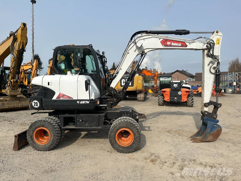 Bobcat E 57 W Mobilbagger / AC / 41.000 EUR Колісні екскаватори