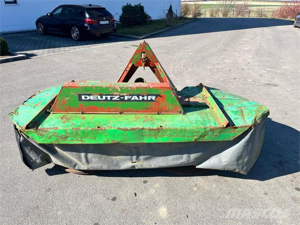 Deutz-Fahr Mähwerk 2m جزازات مكيفات