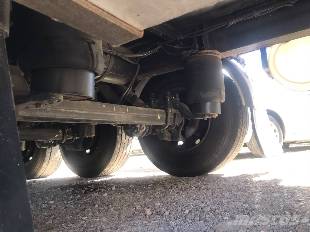Lecitrailer 3E20 Puspriekabės su izoterminiu kėbulu