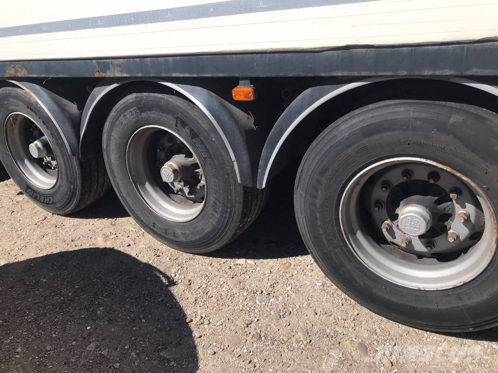Lecitrailer 3E20 Puspriekabės su izoterminiu kėbulu