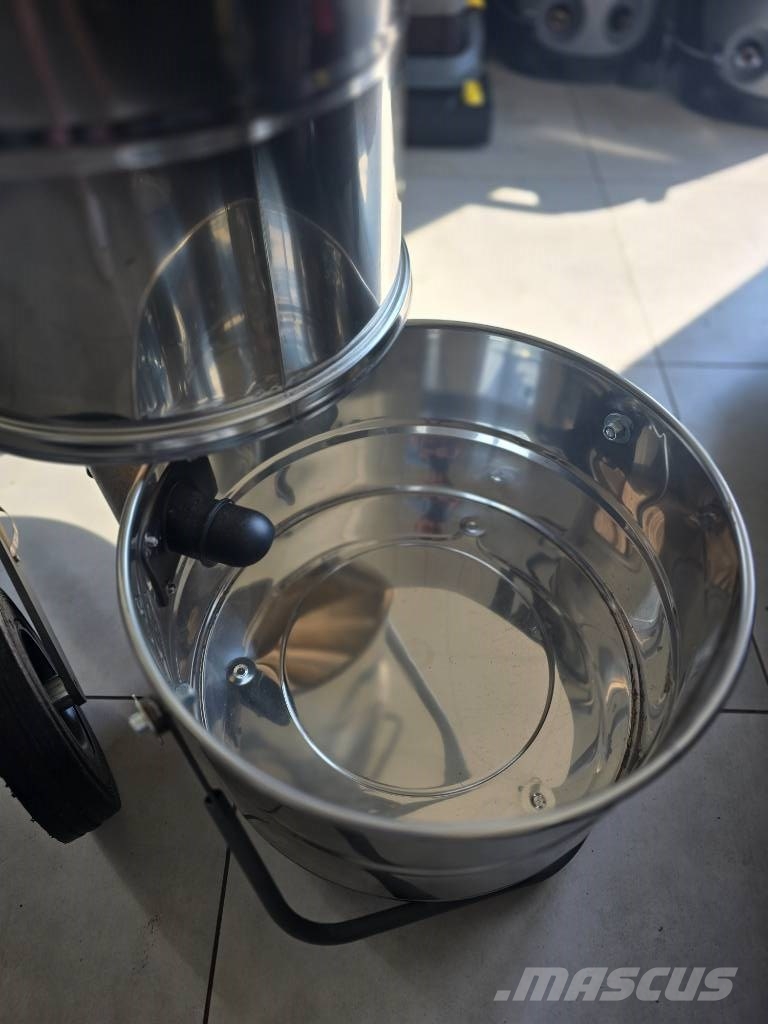Kärcher IVM 40/24-2 H ACD Dammsugare