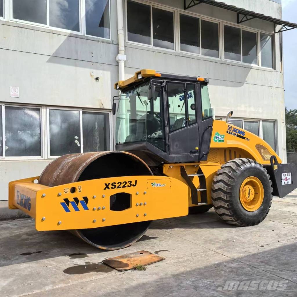 XCMG XS 223 J Vieno būgno volai