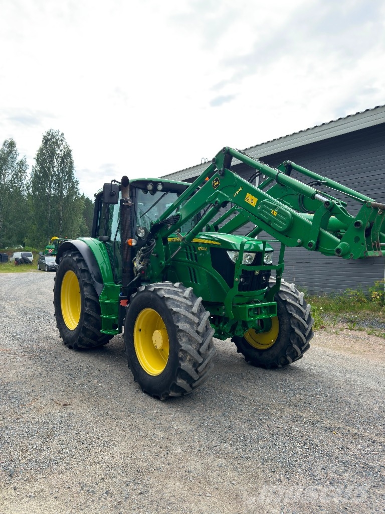 John Deere 6125 M الجرارات
