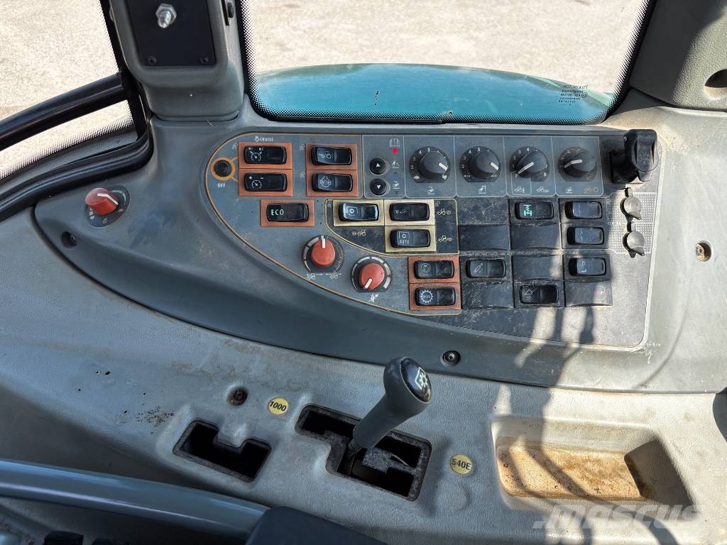 Valtra N 142 Direct Tractores