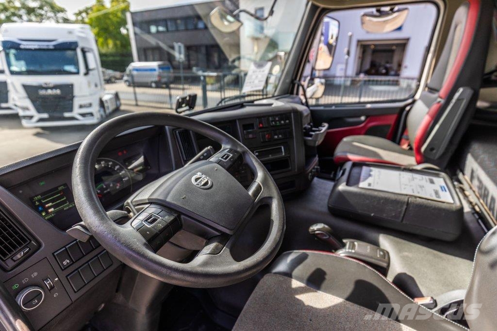 Volvo FMX 450+HYDR Trekkers