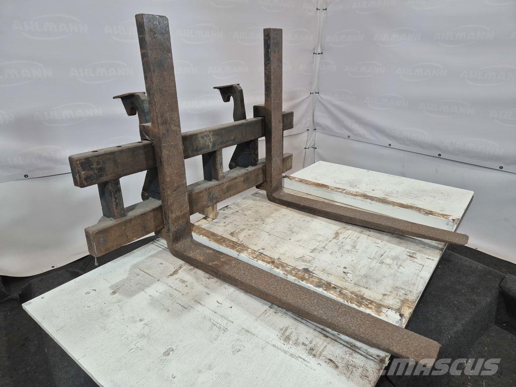 Ahlmann AZ9/10 Palletvorkinstallatie Forks