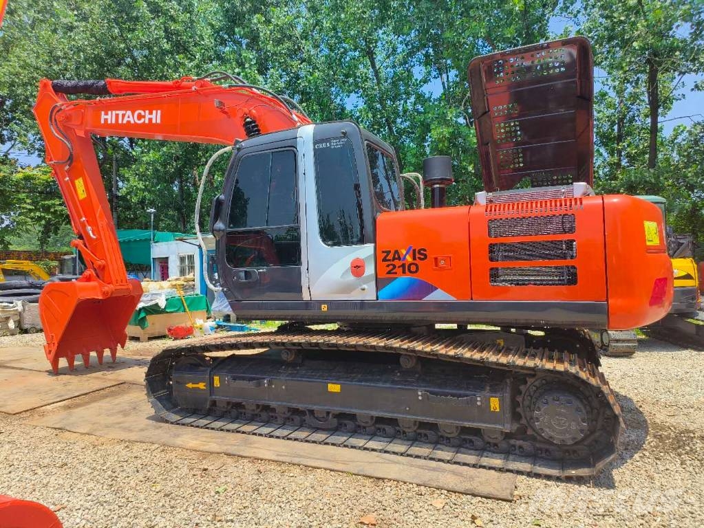 Hitachi ZX 210 Εκσκαφείς με ερπύστριες