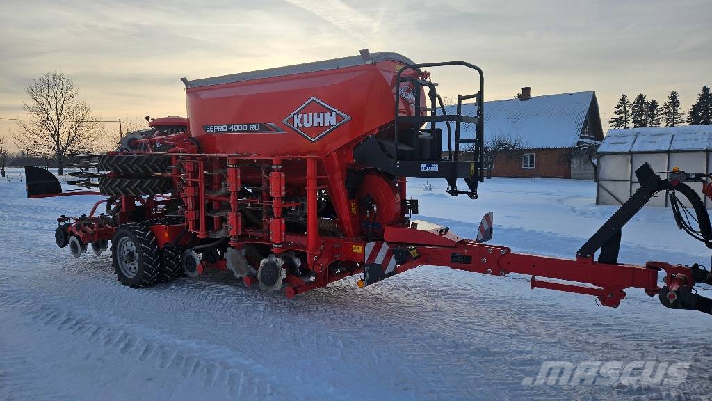 Kuhn ESPRO 4000 RC Mechanické sejačky