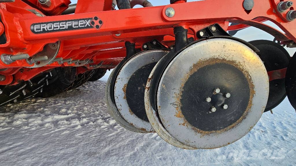 Kuhn ESPRO 4000 RC Mechanické sejačky