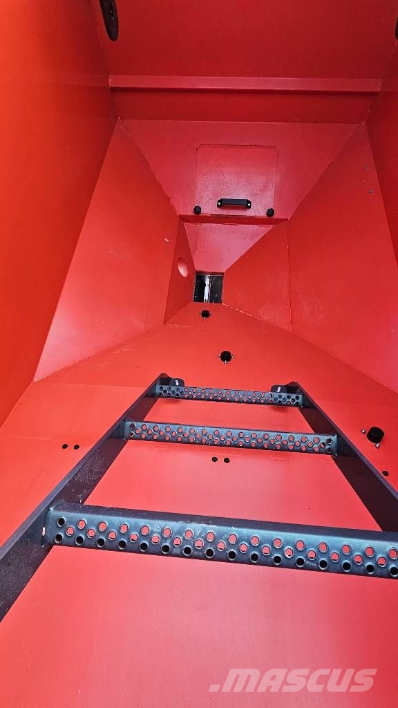 Kuhn ESPRO 4000 RC Mechanické sejačky